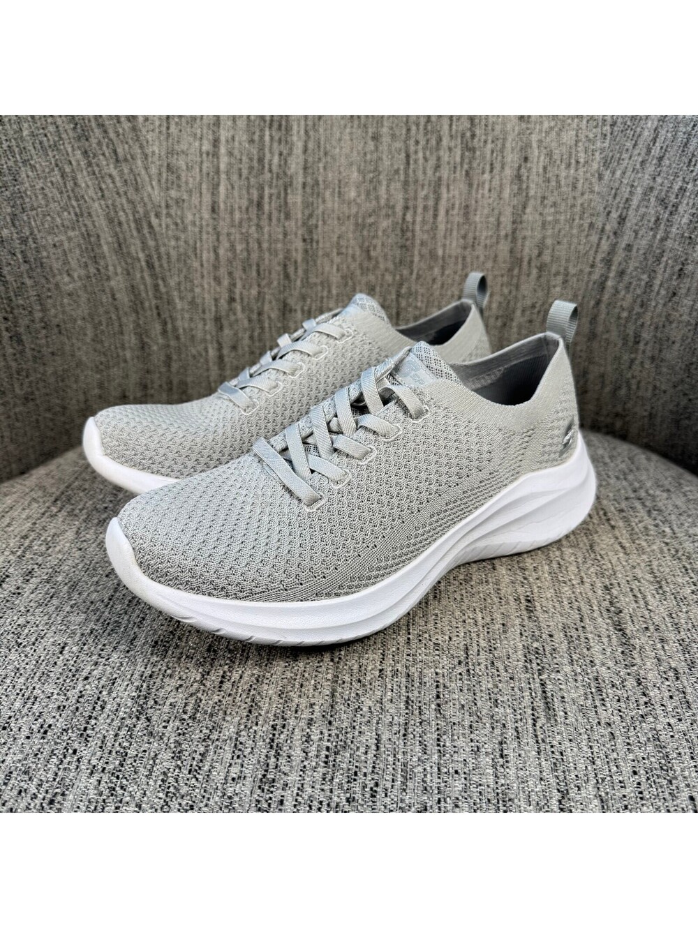 S Sport by Skechers Womens 8 Gray Knit Memory Foam Athletic Walking Sneakers